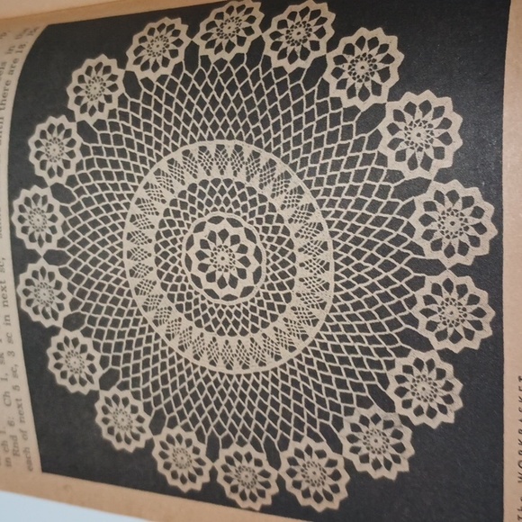 VTG September 1961 The Workbasket Crafting Magazine - Picture 4 of 16